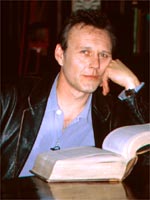 Anthony Stewart Head - Click for more pictures